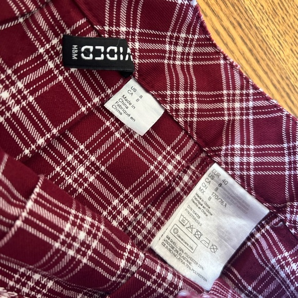 Divided Plaid Skirt - Burgundy and White 8 - Picture 4 of 5